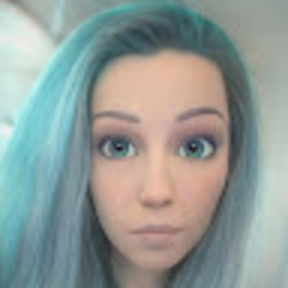 Meet your Posher, Amber - Picture 1 of 1